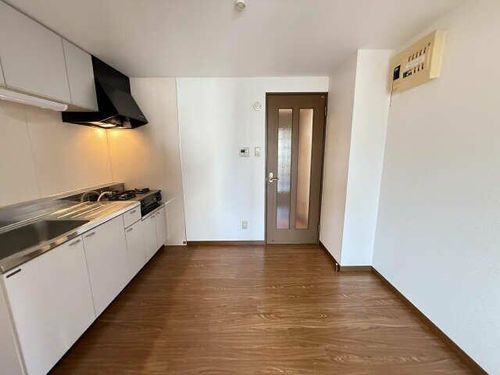 アゼリアガーデン 北館の居間