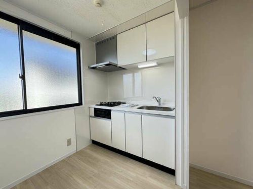 ホワイエはせがわのキッチン