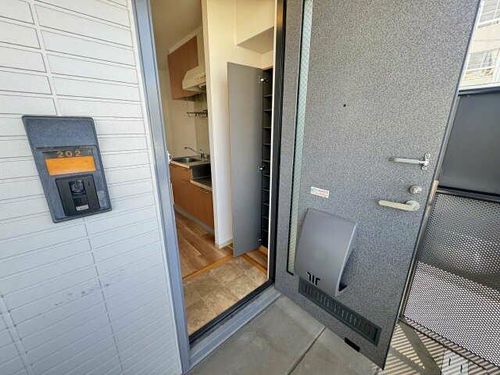 アイリス観月の玄関