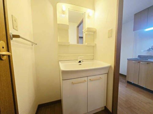 ミネルバの内装