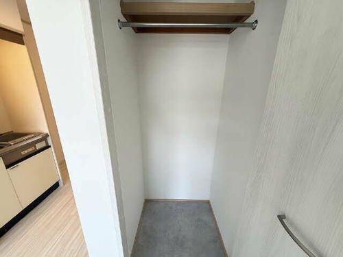 ホワイトハイツの内装