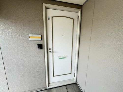 サンシャイン90’の玄関