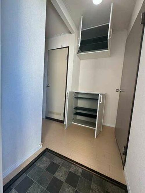 マイハウス矢作Aの玄関