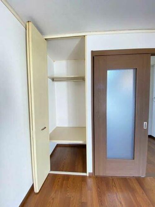 シロソハイツの内装