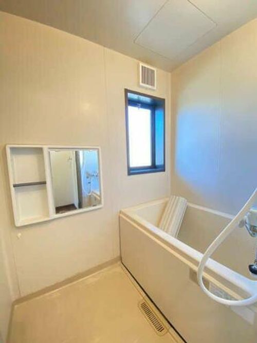 シロソハイツの風呂