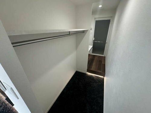 SK BUILDING-901の内装