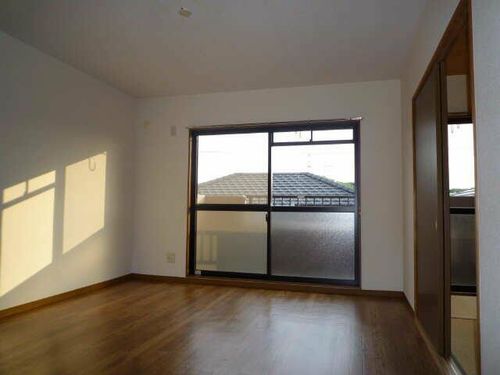 ローレルパレスの居間