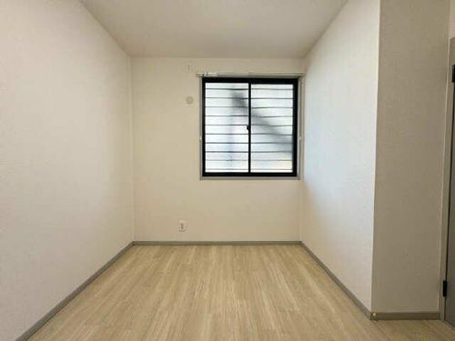 ファミールPitの内装