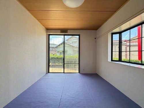 ファミールPitの内装