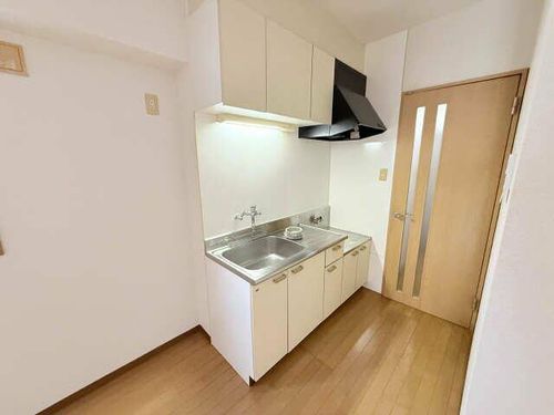 サンシアルザ上前津のキッチン