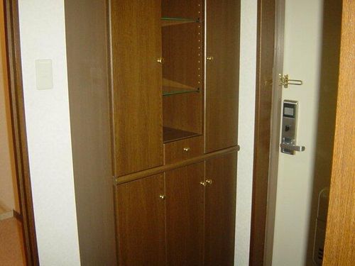 プロニティ五反田の玄関