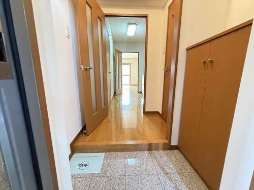 シャレ・アンジェロの玄関