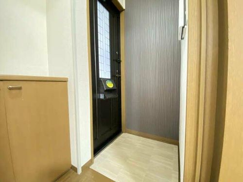 マイリトルタウン高師 参番館の玄関