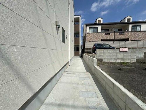 ジーメゾン名古屋楠味鋺アノリスの玄関