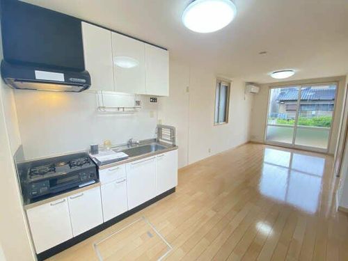 チャーリーズE棟のキッチン