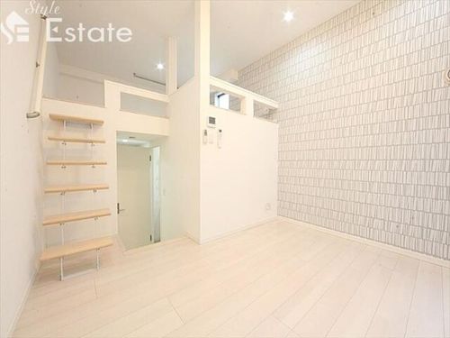 愛知県名古屋市中村区中村本町1丁目(アパート)の賃貸物件102の居間