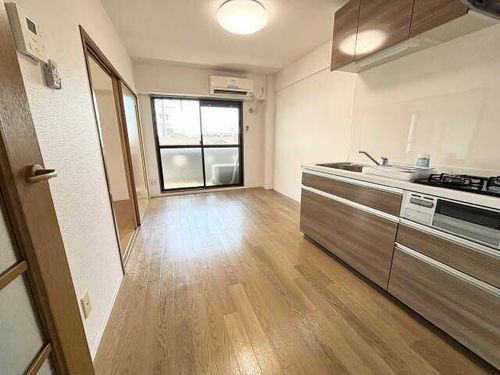 HARUTA Mansionの居間