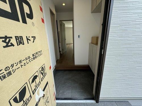 愛知県尾張旭市庄南町1丁目(一戸建)の賃貸物件の玄関