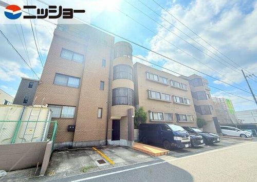 リバービレッジハイツの外観