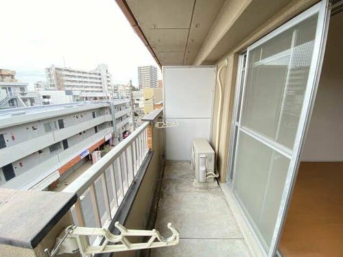第5庭園ビルの内装