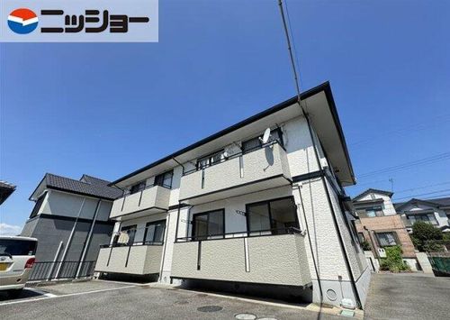 コートビレッジ A棟の外観