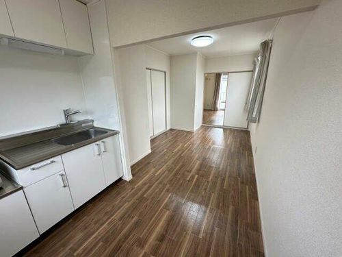 マルシンハイツの居間