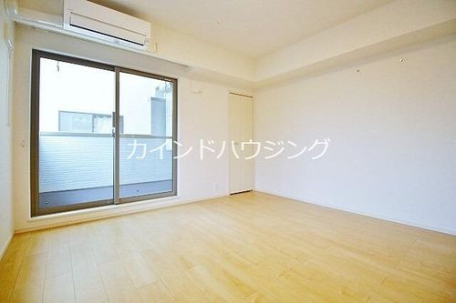 リバージュ アネックスの居間