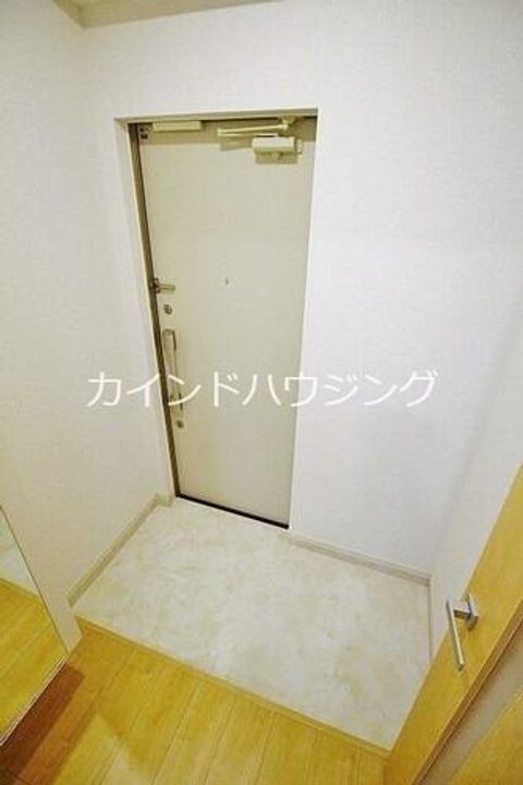 リバージュ アネックスの玄関