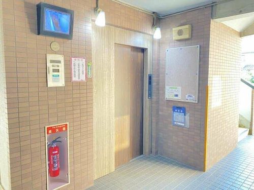 ピースフルゆうⅠの玄関