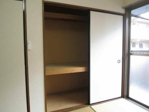 ハイツ山中の内装