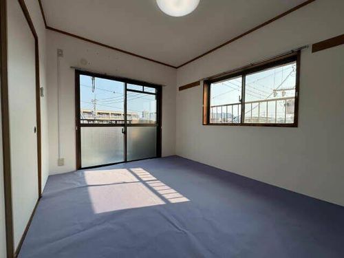 ファミールモリの内装