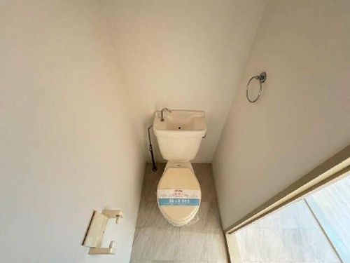 エステート飛高の内装