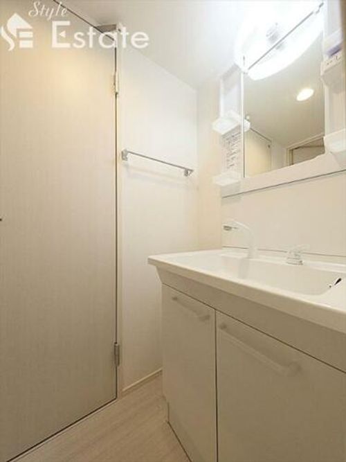 OHANA栄生の内装