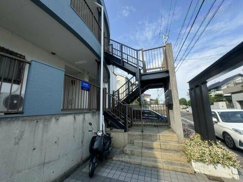 セントラルハウスの玄関