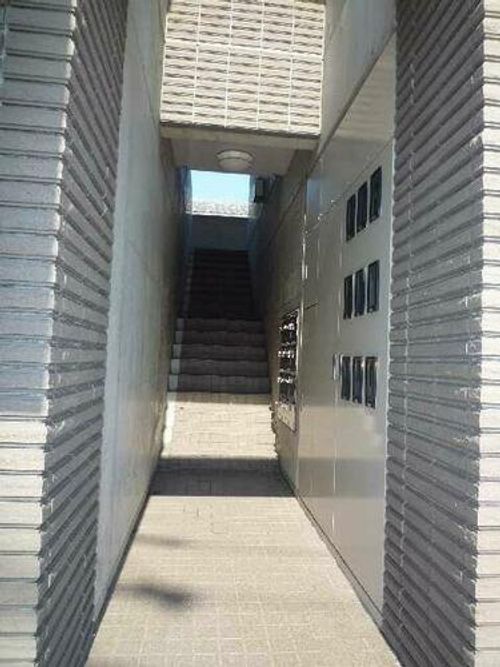 カルディアス向山の玄関