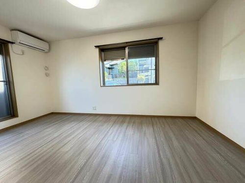 アムール南加木屋の居間