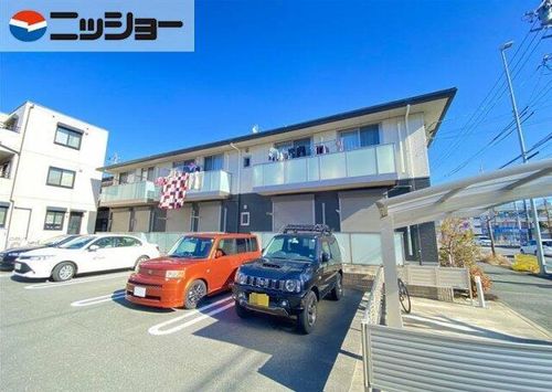 プレミアス向山の外観
