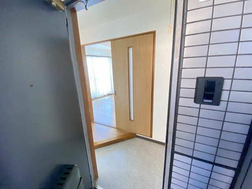 MAISON HARUTANOの玄関