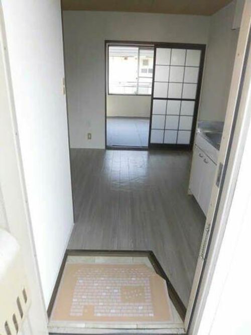 フォーブル浄水Ⅱの玄関