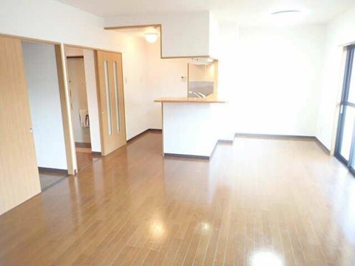 シンフォニー21の居間