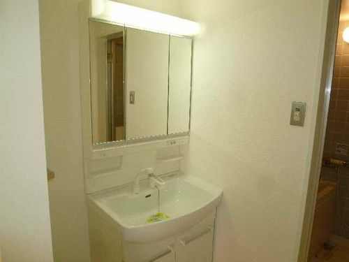 HARAX表山の内装