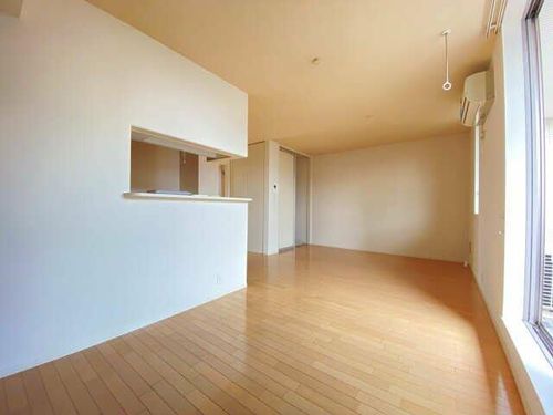 プラナスの杜の居間