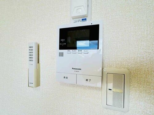 フレグランス花塚の居間