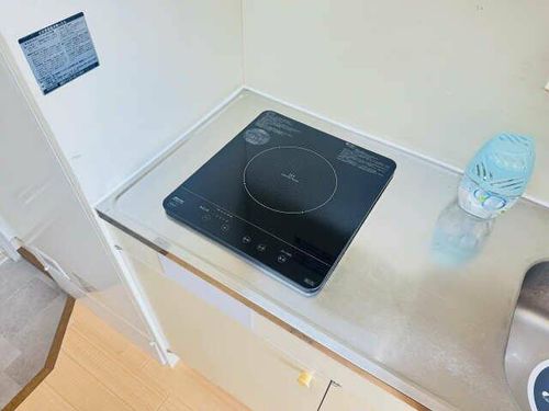 フレグランス花塚の居間