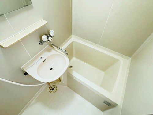 フレグランス花塚の風呂