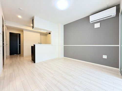 サンライズワンの居間