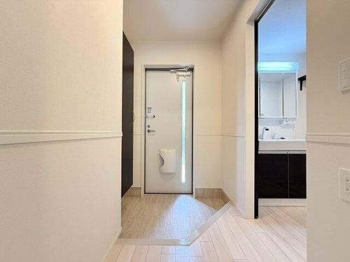 サンライズワンの玄関