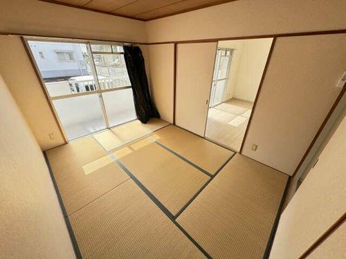 サンアイコートA棟の居間