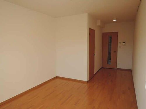 ディ・ローゼ五軒屋の居間