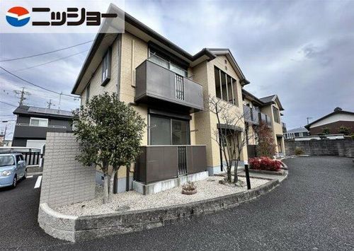 グリーンパレスの外観
